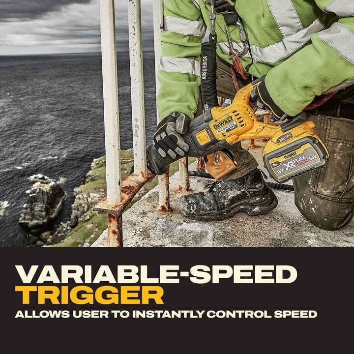 DEWALT FLEXVOLT 60V MAX Brushless Cordless Reciprocating Saw Kit DCS301X1
