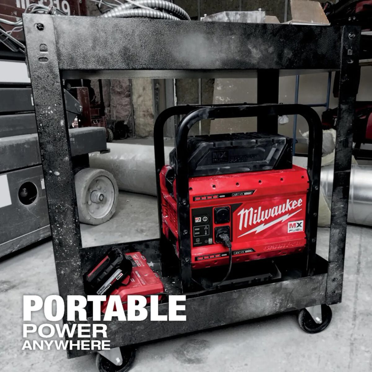 Milwaukee MXF002-1HD812 MX FUEL Carry-On 3600W 12.0Ah 1-Battery Portable Power Supply Kit